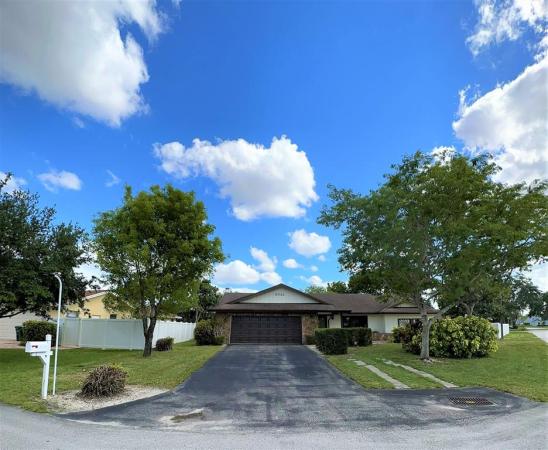 The Oaks At Woodmont, 8022 NW 84th Ter, Tamarac, Florida 33321, image 1