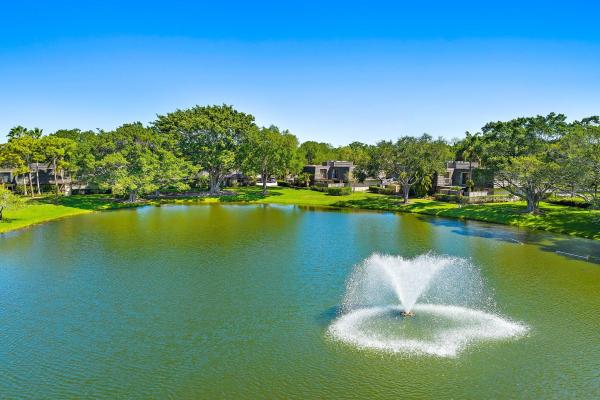 Glenwood Townhomes, 1116 11th Ter, Palm Beach Gardens, Florida 33418, image 2