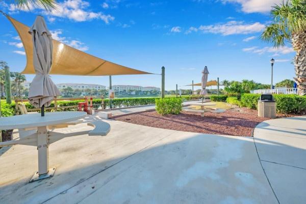 Harbour Isle West, 35 Harbour Isle Dr #105, Fort Pierce, Florida 34949, image 1