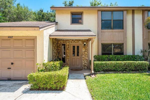 Town Oaks, 1007 Raintree Ln, Palm Beach Gardens, Florida 33410, image 1
