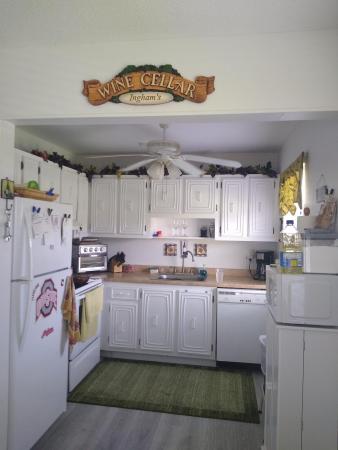 Park Plaza, 1100 E Indiantown Rd #114, Jupiter, Florida 33477, image 2