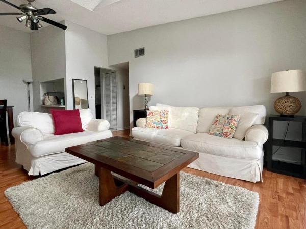 Pine Ridge North 2, 627 Sea Pine Way #H3, Greenacres, Florida 33415, image 1