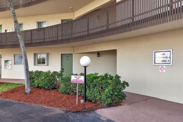 Waterway Club, 300 Waterway Dr #104, Lantana, Florida 33462, image 1