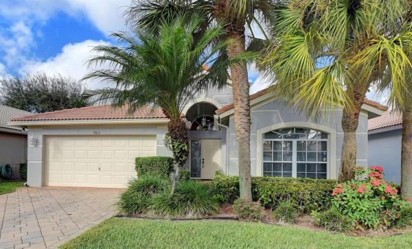 Royal Lakes, 5815 Royal Club Dr, Boynton Beach, Florida 33437, image 1