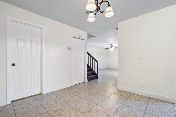 Lakewood Of Palm Springs, 354 Lake Arbor Dr, Palm Springs, Florida 33461, image 2