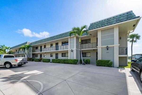 Northlake Villas, 714 Northlake Ct #108, North Palm Beach, Florida 33408, image 1