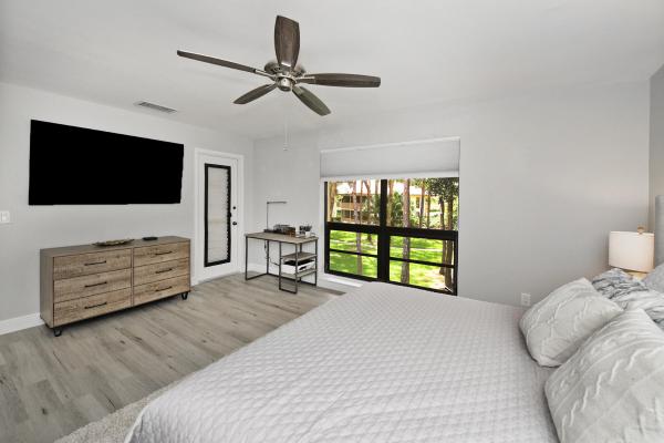 Golf Villas, 123 Brackenwood Rd, Palm Beach Gardens, Florida 33418, image 2