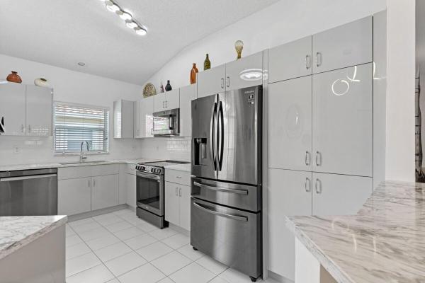 The Isles Of Aberdeen, 6143 Long Key Ln, Boynton Beach, Florida 33472, image 1