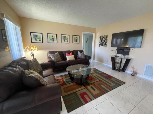 Pine Ridge South 2, 240 Pine Hov Cir #A-2, Greenacres, Florida 33463, image 2