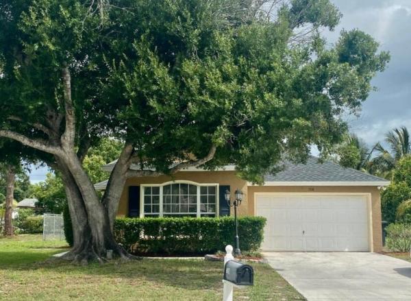Villamara Place, 708 Maple Ave, Fort Pierce, Florida 34982, image 1