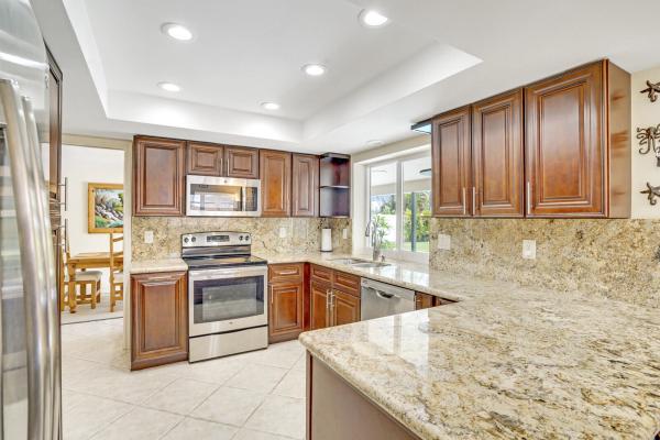 320 NE 3rd Ct, Boca Raton, Florida 33432, image 1