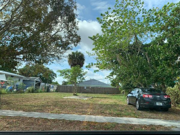 Plantation Mobile Homes Estates, 5852 Tiffany Pl, West Palm Beach, Florida 33417, image 2