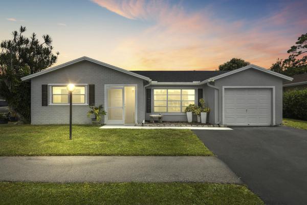 Lucerne Lakes South, 7420 Pine Park Dr, Lake Worth Beach, Florida 33467, image 1
