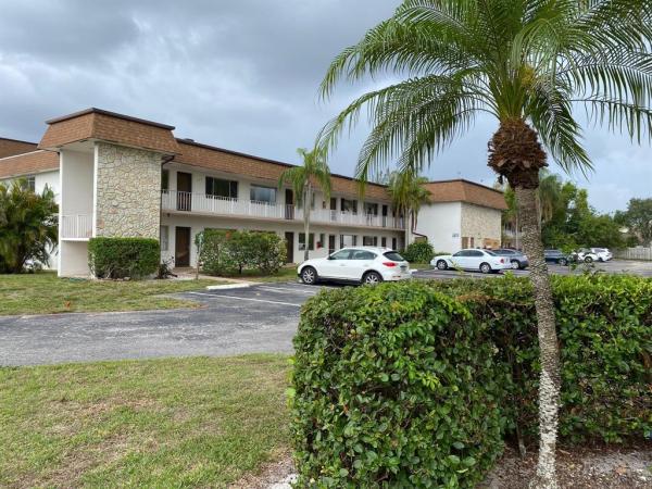 Mariner 1, 2878 Donnelly Dr #204, Lake Worth Beach, Florida 33462, image 1