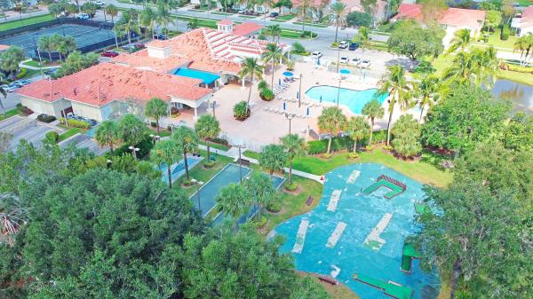 Floral Lakes, 6138 Lake Hibiscus Dr, Delray Beach, Florida 33484, image 2