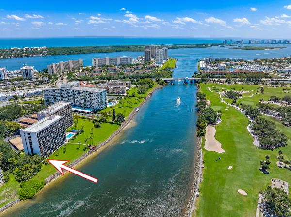Governor's Pointe, 356 Golfview Rd #110, North Palm Beach, Florida 33408, image 1