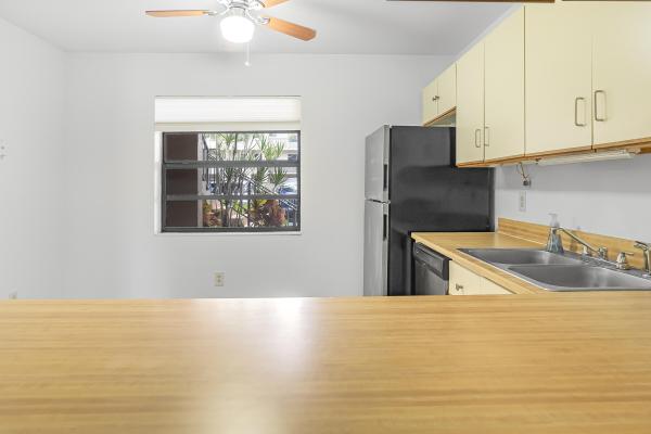 Golden Lakes Village, 145 Lake Nancy Ln #132, West Palm Beach, Florida 33411, image 1