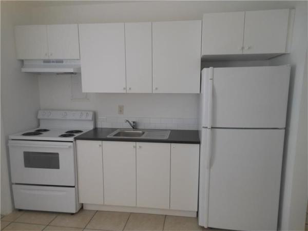 Pleasant Heights, 1172 W 34th St, Riviera Beach, Florida 33404, image 3