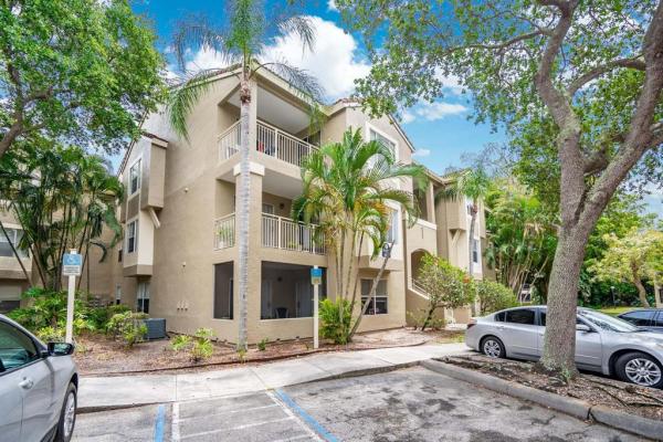 Verano At Delray, 1865 Palm Cove Blvd #9-209, Delray Beach, Florida 33445, image 1