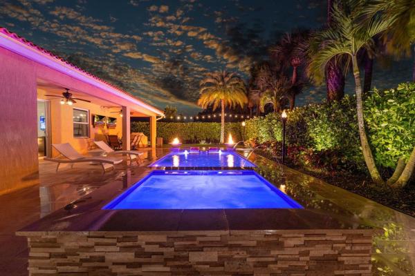 Whispering Woods, 9424 Silent Oak Cir, West Palm Beach, Florida 33411, image 1