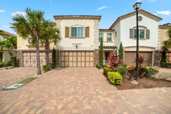 Binks Pointe, 141 Sword Fern Pl, Wellington, Florida 33414, image 1