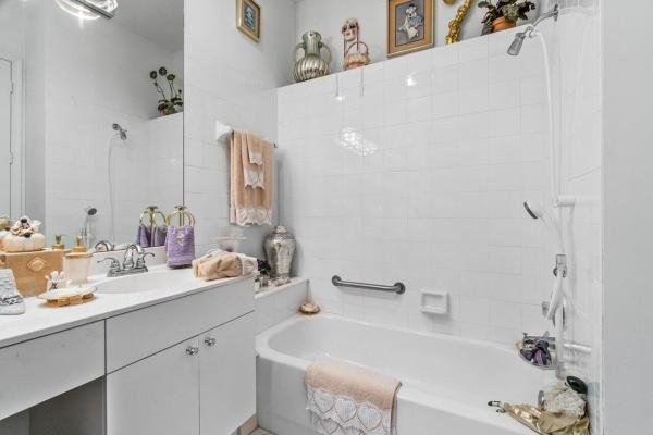 Canterbury, 263 Canterbury Dr W, Palm Beach Gardens, Florida 33418, image 3