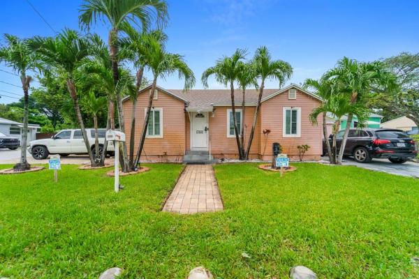 Hollywood Terrace, 1023 N 25th Ave, Hollywood, Florida 33020, image 1