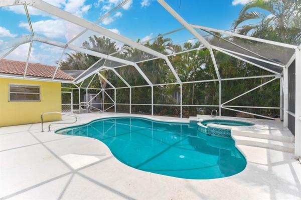 University Park Country Club Estates, 125 Saint Cloud Ln, Boca Raton, Florida 33431, image 1