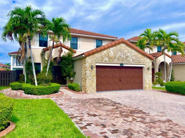 Fontainebleau West North, 1008 NW 99th Ave #1008, Fountainebleau, Florida 33172, image 1