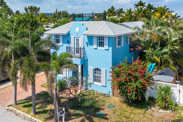 Palm Beach Shore Acres, 27 Douglas Dr, Ocean Ridge, Florida 33435, image 1