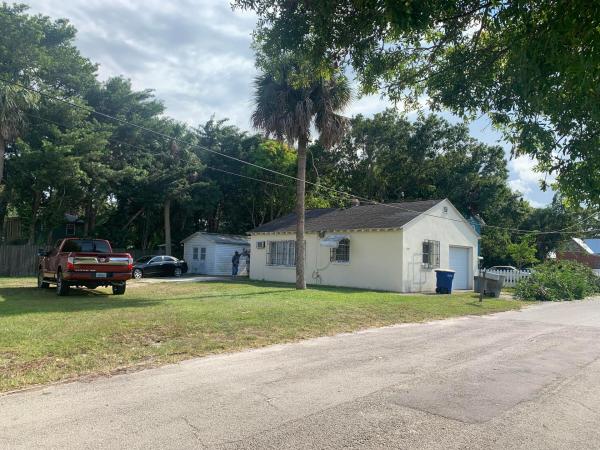 701 Atlantic Ave, Fort Pierce, Florida 34950, image 2