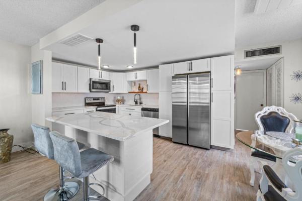 Burgundy At Kings Point, 9 Burgundy A, Delray Beach, Florida 33484, image 2
