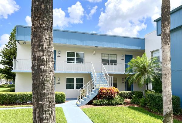 Normandy At Kings Point, 794 Normandy Q, Delray Beach, Florida 33484, image 2