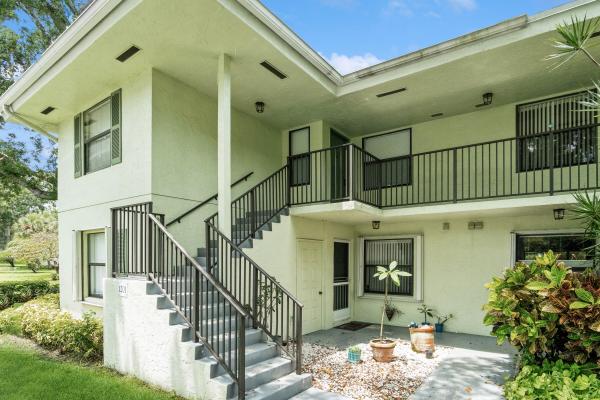 Sabal Ridge, 1201 Sabal Ridge Cir #E, Palm Beach Gardens, Florida 33418, image 1