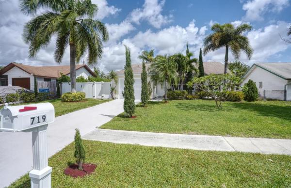 Lake Boynton Estates, 719 SW 1st Ct, Boynton Beach, Florida 33426, image 1