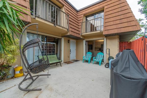 The Pines At Lawnwood, 1440 N Lawnwood Cir #22a, Fort Pierce, Florida 34950, image 1
