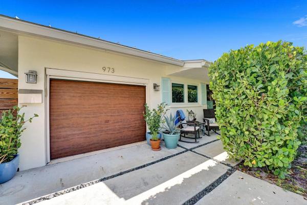 Boca Raton Square, 973 SW 14th St, Boca Raton, Florida 33486, image 1