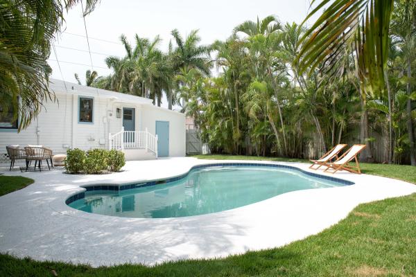 The Gardens, 721 Dobbins St, West Palm Beach, Florida 33405, image 2