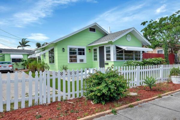 Lake Worth Town, 713 10th Ave #1, Lake Worth Beach, Florida 33460, image 1
