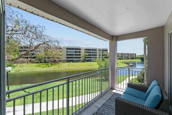 Verano At Delray, 1745 Palm Cove Blvd #3-201, Delray Beach, Florida 33445, image 1