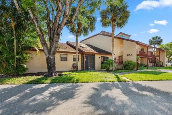The Trails At Royal Palm Beach, 801 Lakeview Cir, Royal Palm Beach, Florida 33411, image 1
