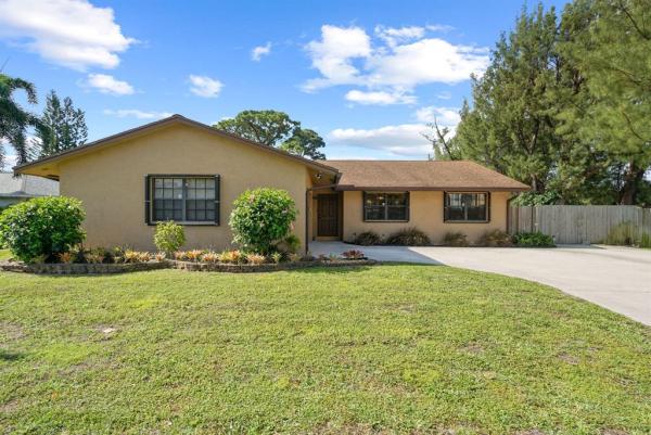 Lanair Park, 2552 Donnelly Dr, Lake Worth Beach, Florida 33462, image 1