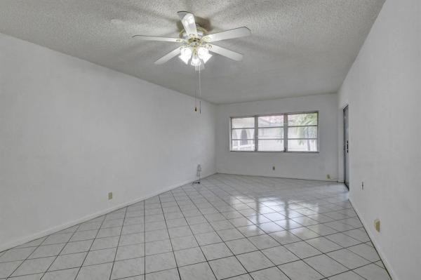 Boca Verde East, 400 NE 20th St #B303, Boca Raton, Florida 33431, image 1