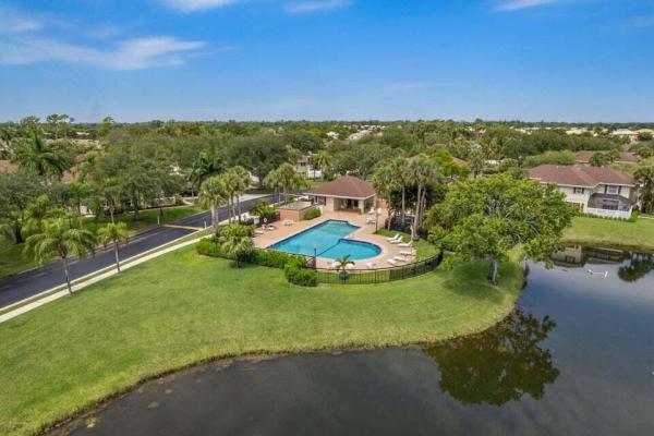 Stamford At Royal Palm Beach, 8 Amherst Ct #B, Royal Palm Beach, Florida 33411, image 1