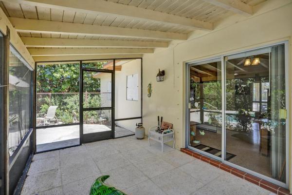 Lantana Heights, 427 S Arnold Ave, Lantana, Florida 33462, image 1