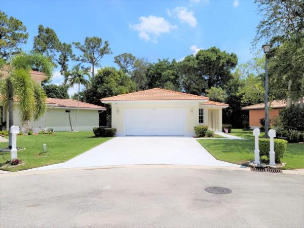 Eagle Trace At River Bridge, 6695 Eagle Ridge Dr, Greenacres, Florida 33413, image 1