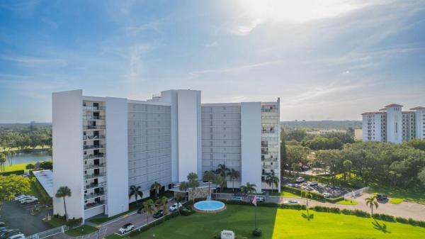 Gemini, 336 Golfview Rd #808, North Palm Beach, Florida 33408, image 1