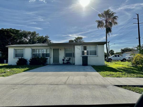 702 SW 1st St, Delray Beach, Florida 33444, image 1