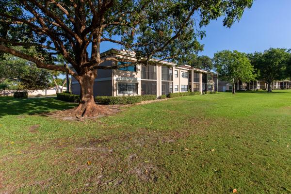 Briarwood At Eastpointe Country Club, 12790 Briarlake Dr #104, Palm Beach Gardens, Florida 33418, image 1