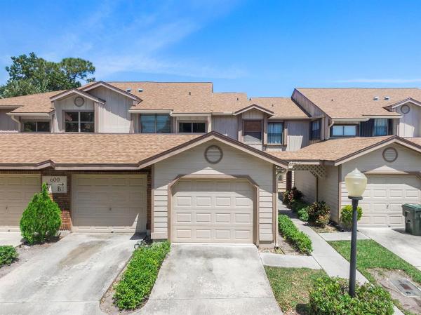 Crosswinds At River Bridge, 600 Crosswinds Dr #B2, Greenacres, Florida 33413, image 1